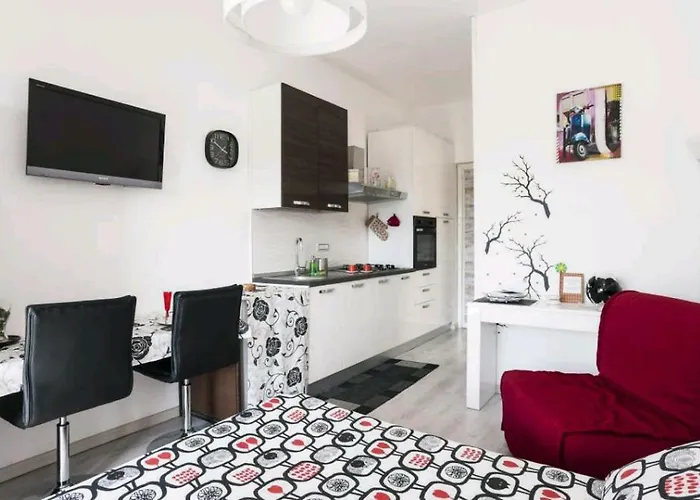 Nice Studio Apartment アパート ジャルディーニ・ナクソス