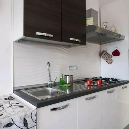 Nice Studio Apartment 公寓